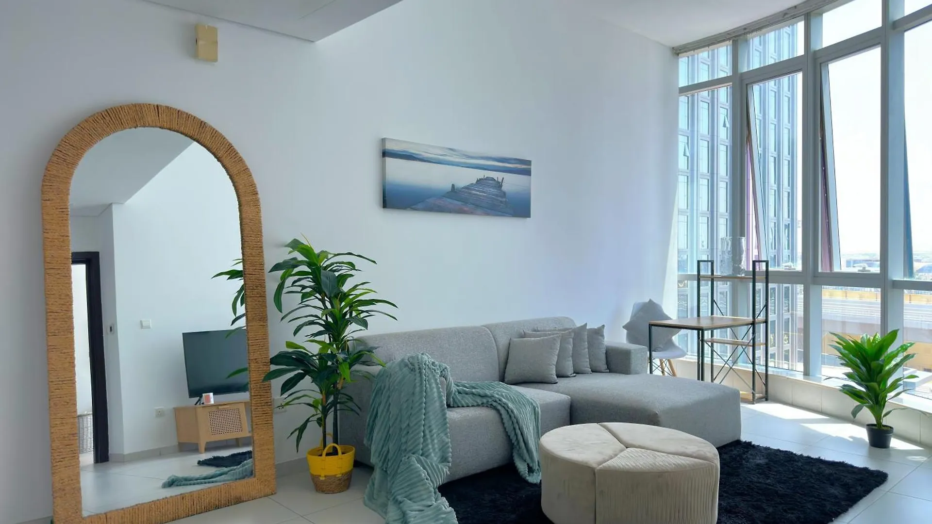 Apartment Amazing Roof Top Pool In Nice 1 Bhk Flat In Marina Dubai