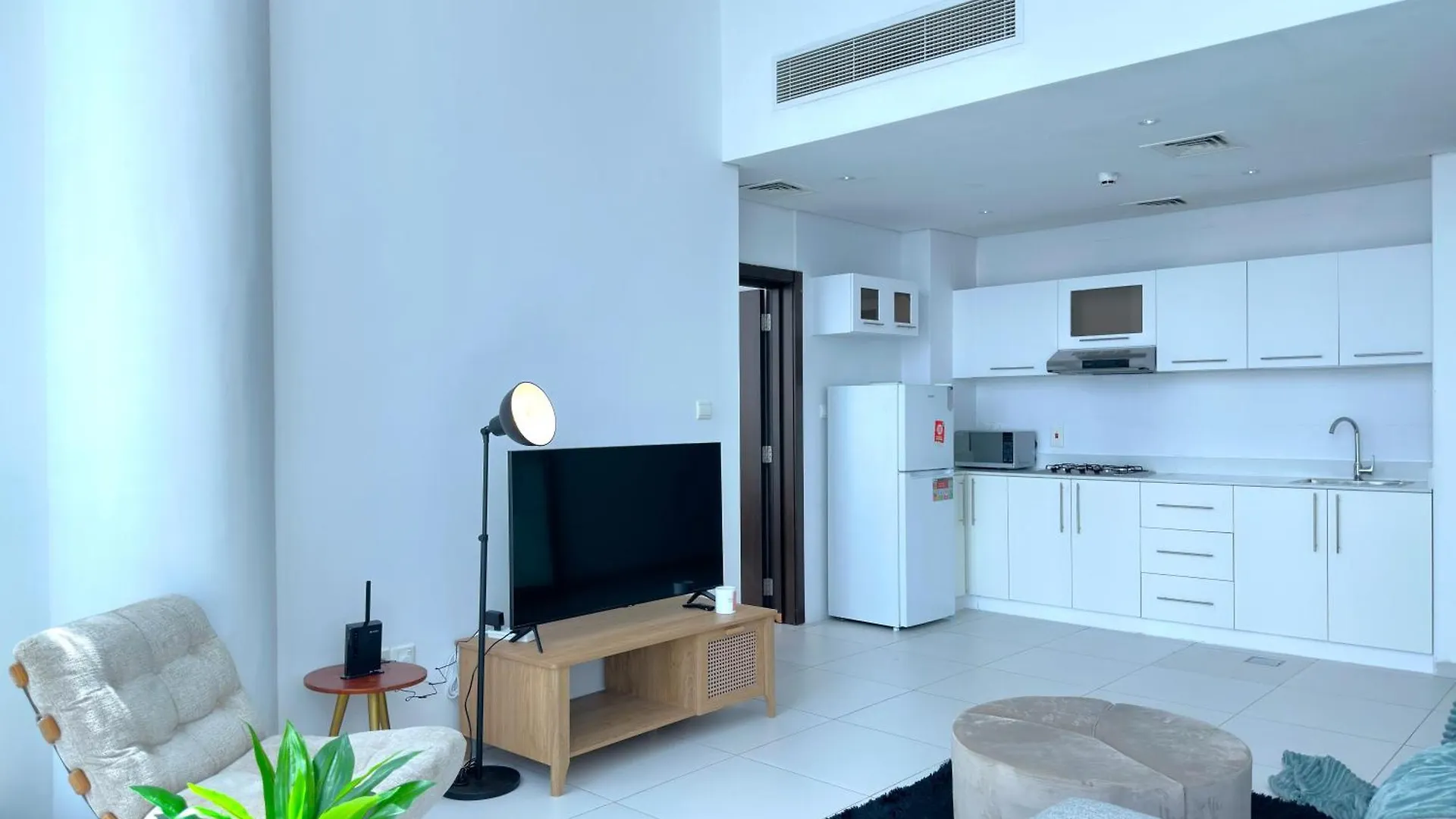 Amazing Roof Top Pool In Nice 1 Bhk Flat In Marina Dubai 0*,