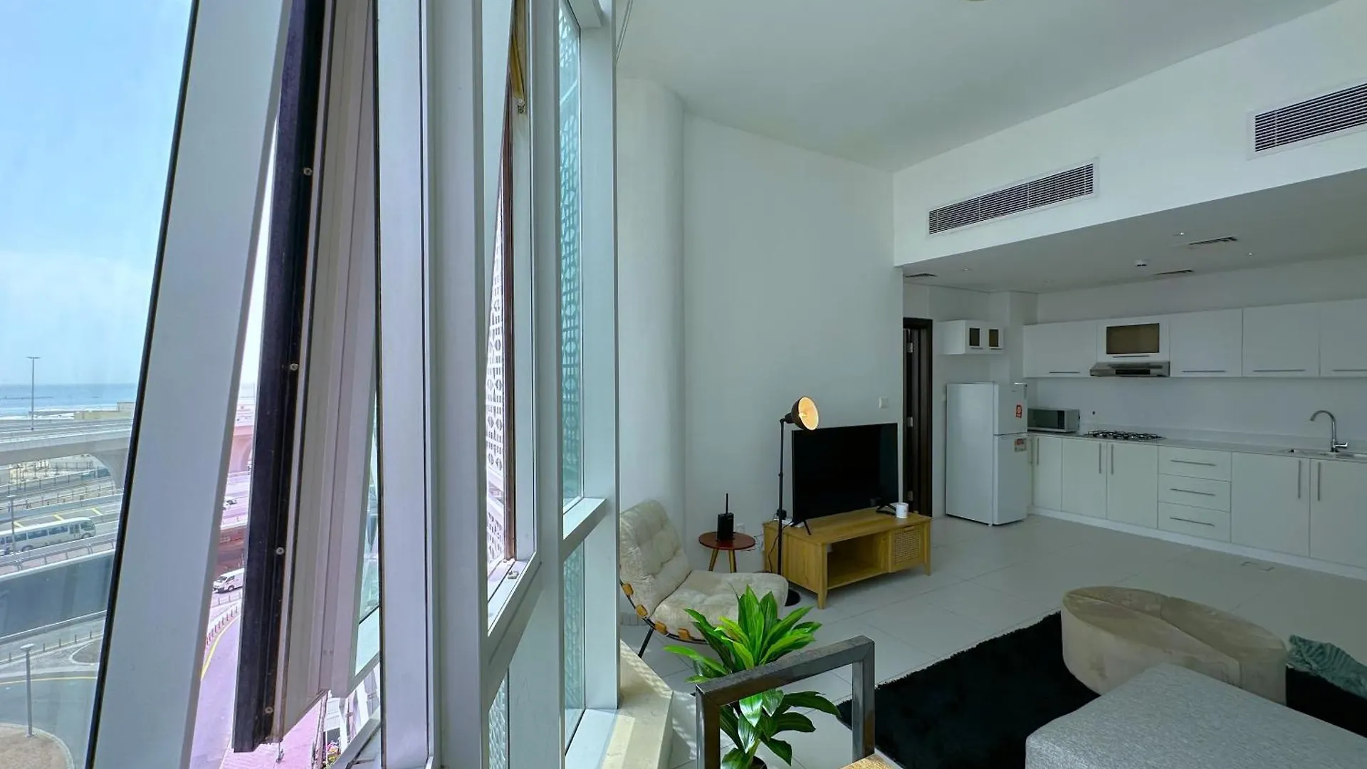 Amazing Roof Top Pool In Nice 1 Bhk Flat In Marina Dubai Apartment