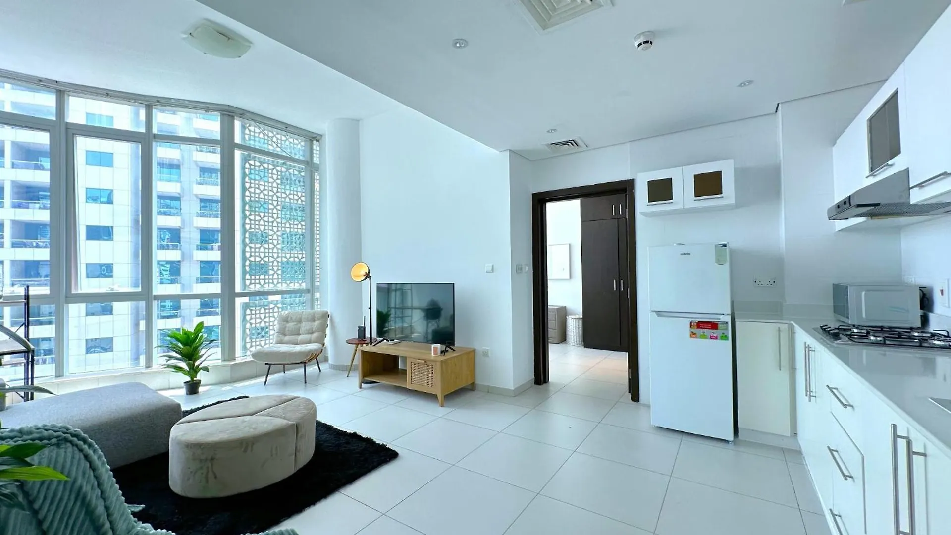 Amazing Roof Top Pool In Nice 1 Bhk Flat In Marina Dubai 0*,